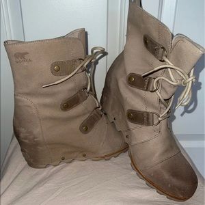 Sorel Joan of Arctic Wedge Mid Waterproof Boot Size 12